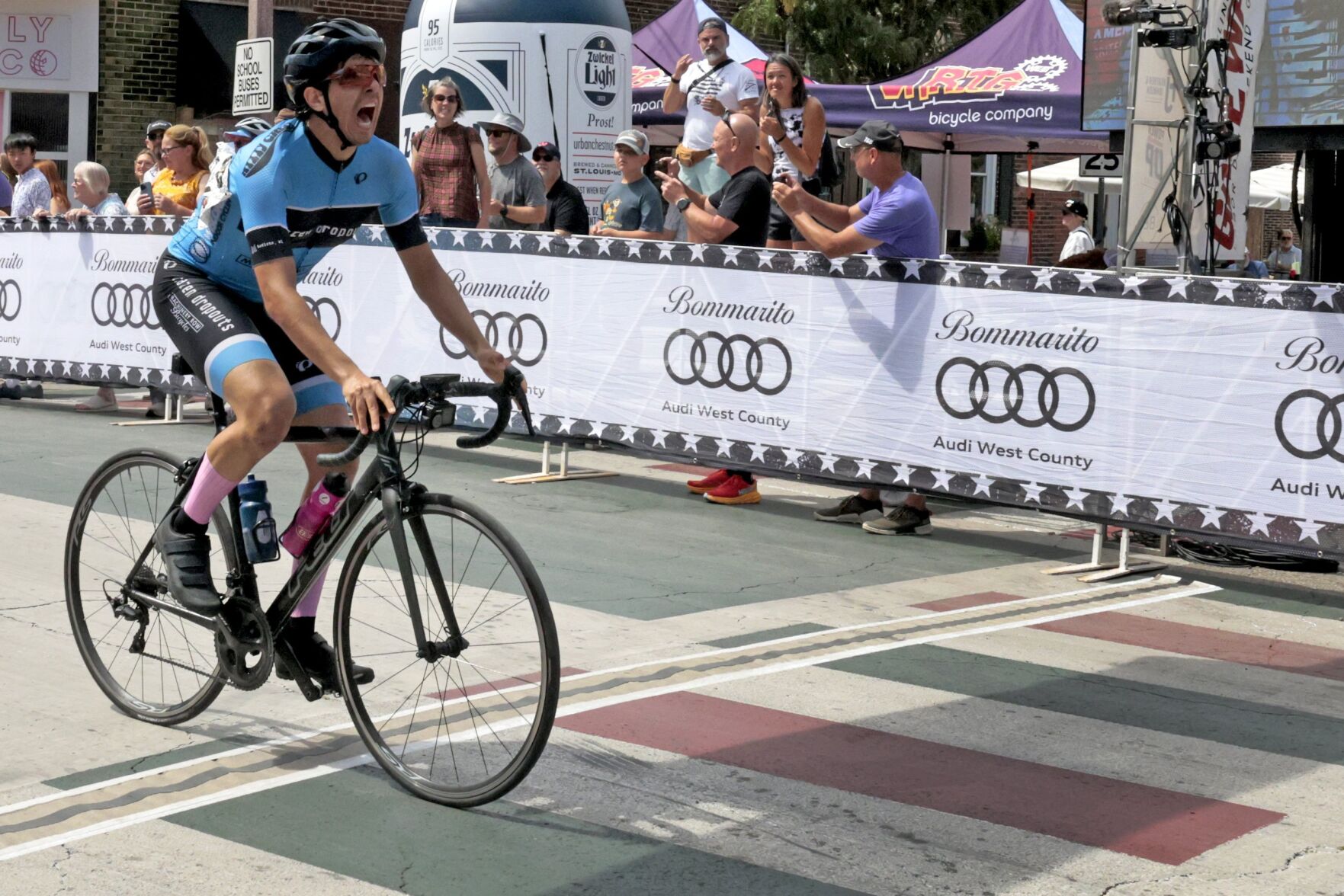 Giro Della Montagna rolls Gateway Cup through the Hill